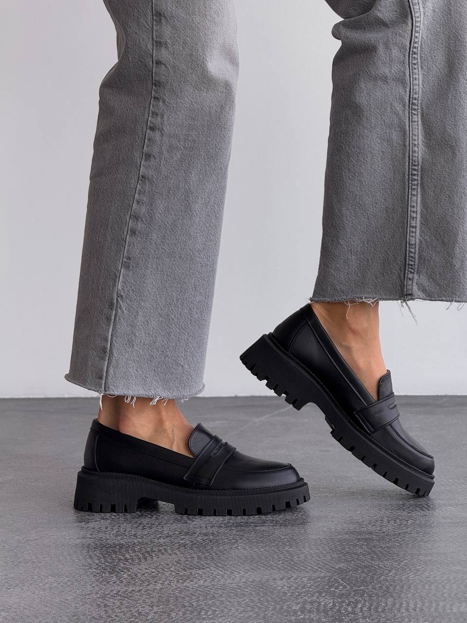 Лофери зі шкіри, чорний