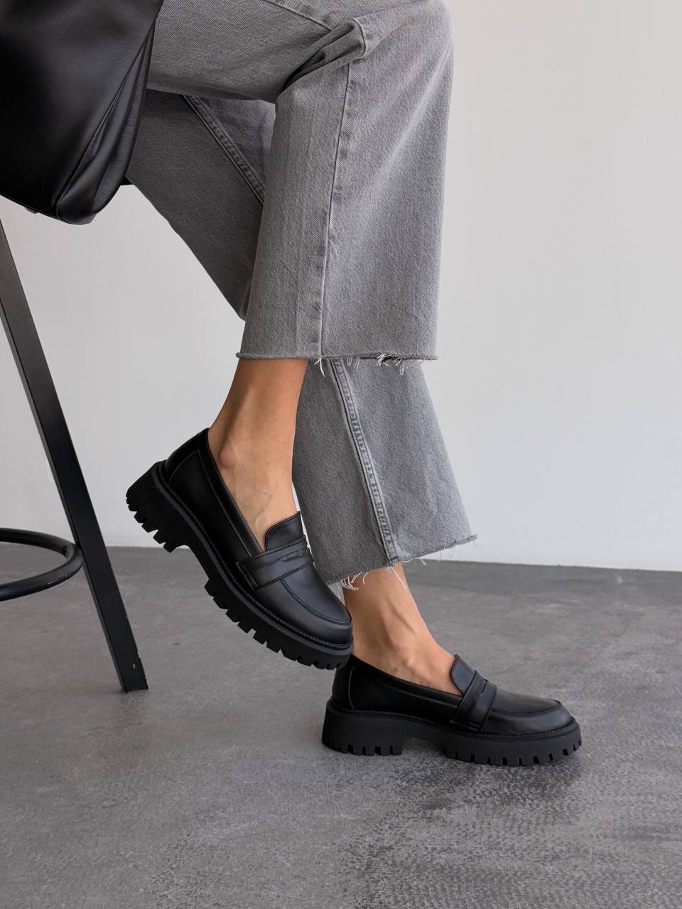 Лофери зі шкіри, чорний