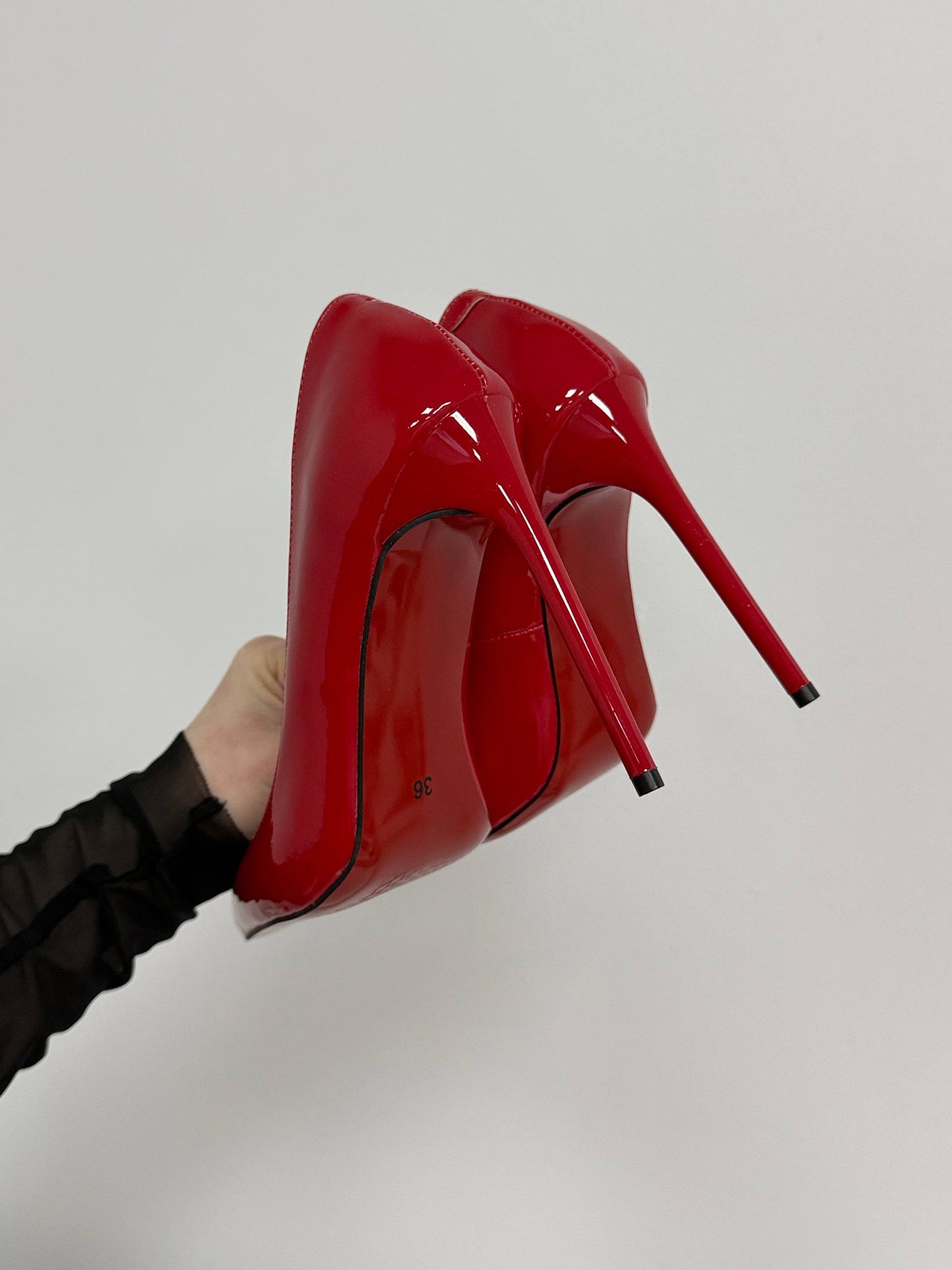 Туфлі на червоній підошві ™️ LizMar, червоний