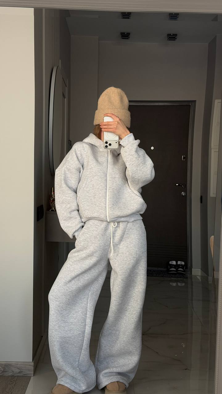 Дуже теплий спортивний костюм преміальної якості