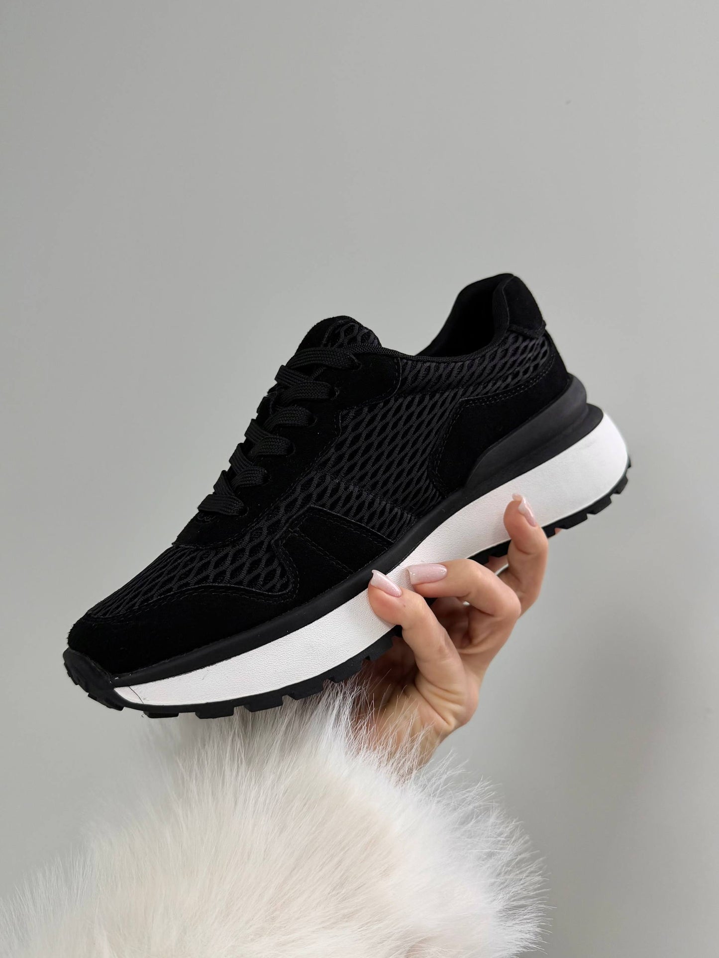 Стильні кросівки, чорний