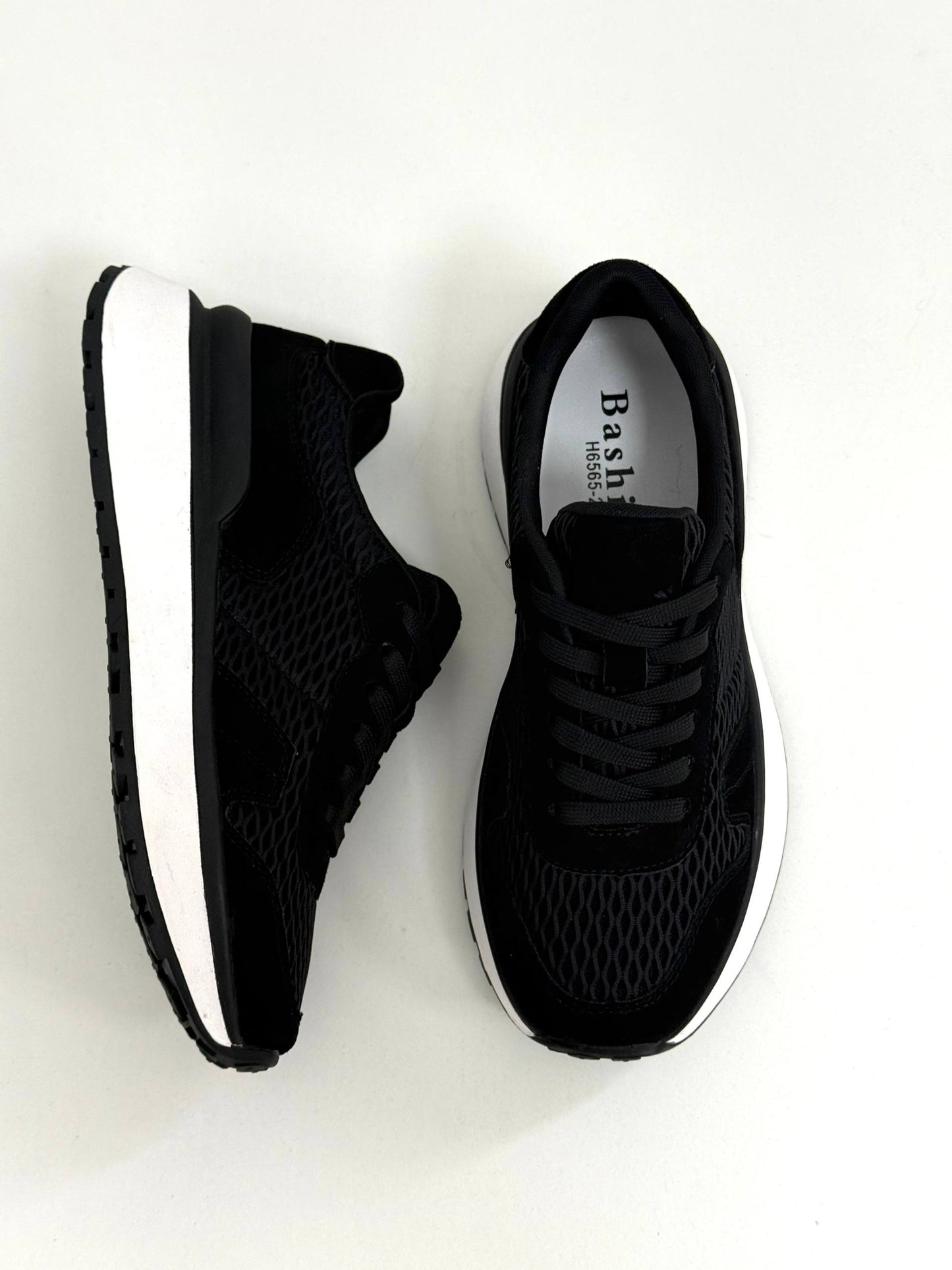 Стильні кросівки, чорний