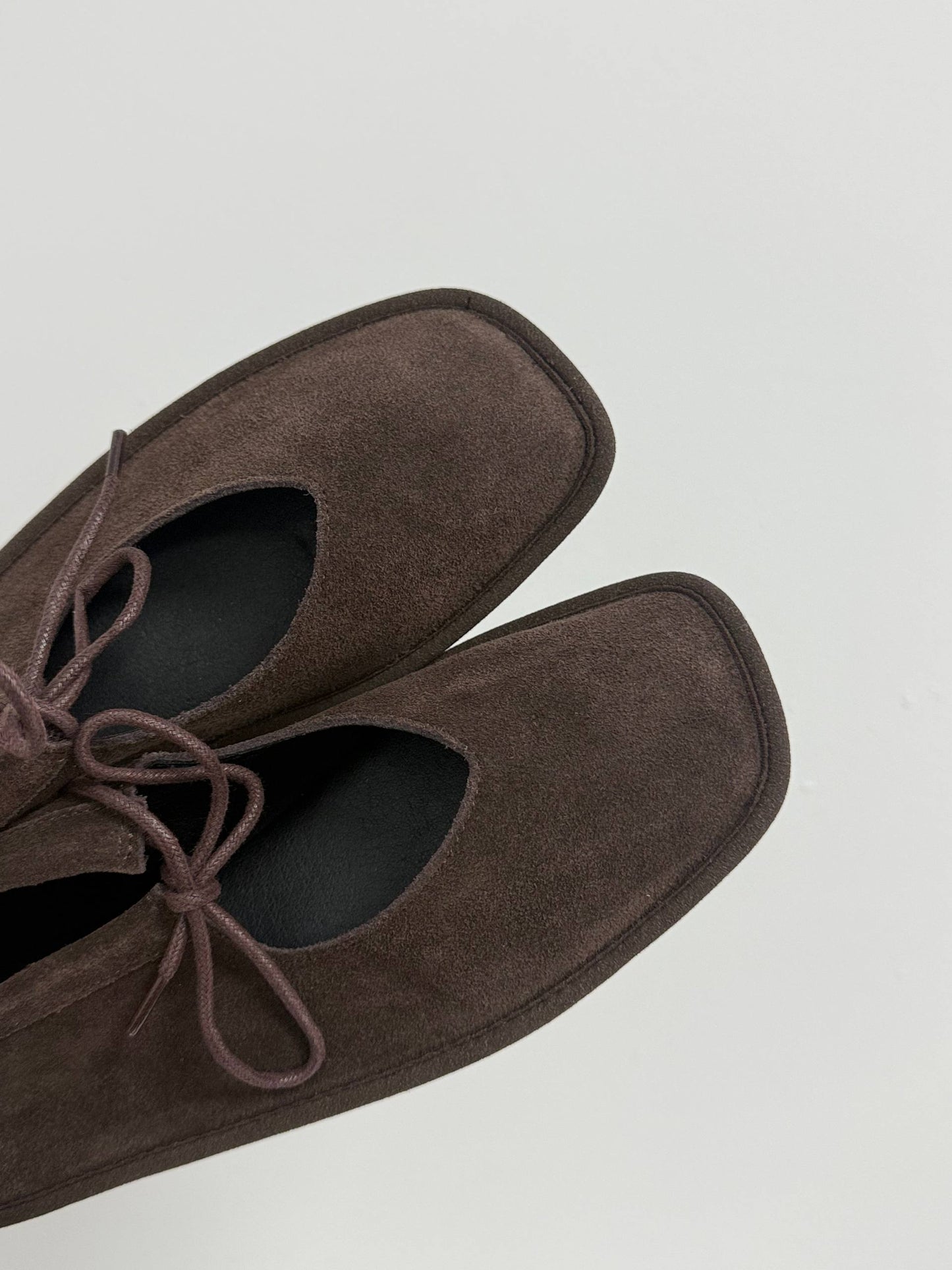 Балетки на зав'язках з анатомічно-розширеним носиком, шоколад