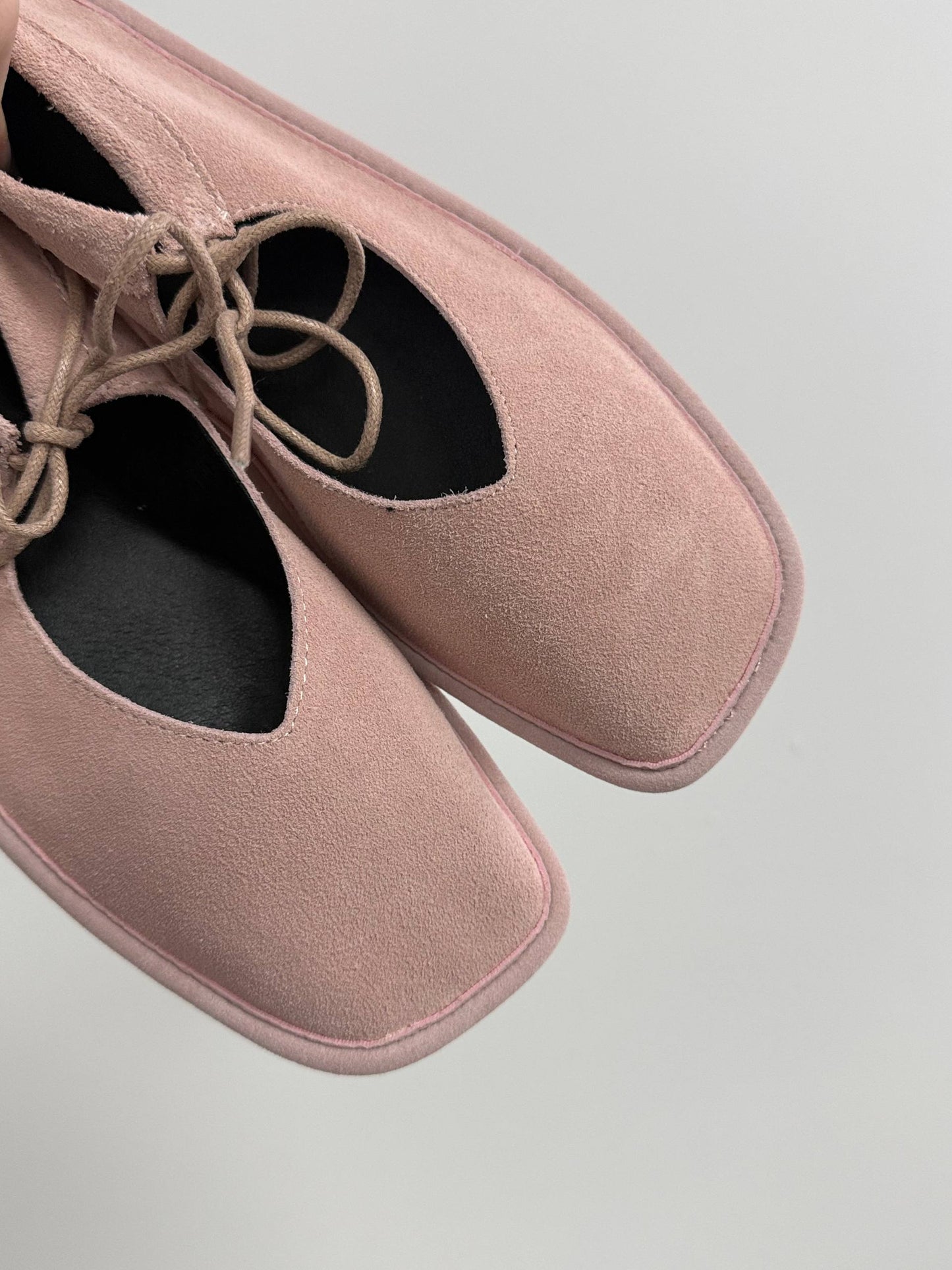 Балетки на зав'язках з анатомічно-розширеним носиком, пастельно-рожевий