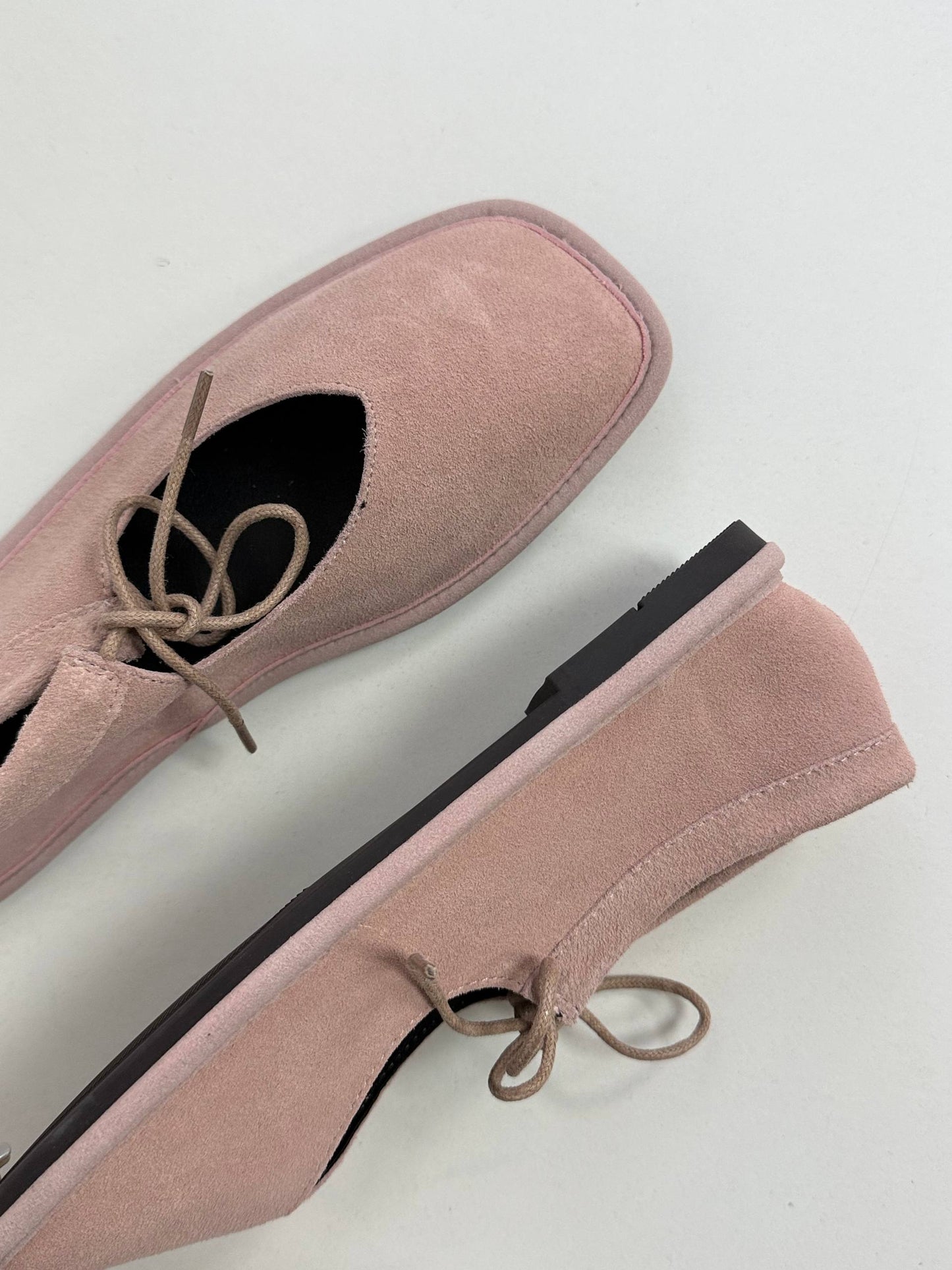 Балетки на зав'язках з анатомічно-розширеним носиком, пастельно-рожевий