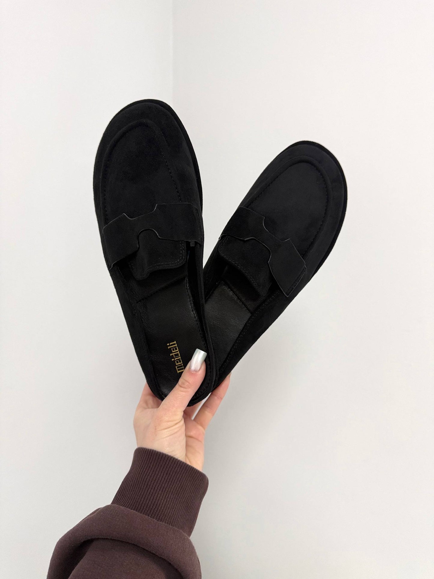 Сабо з анатомічним носиком, чорний